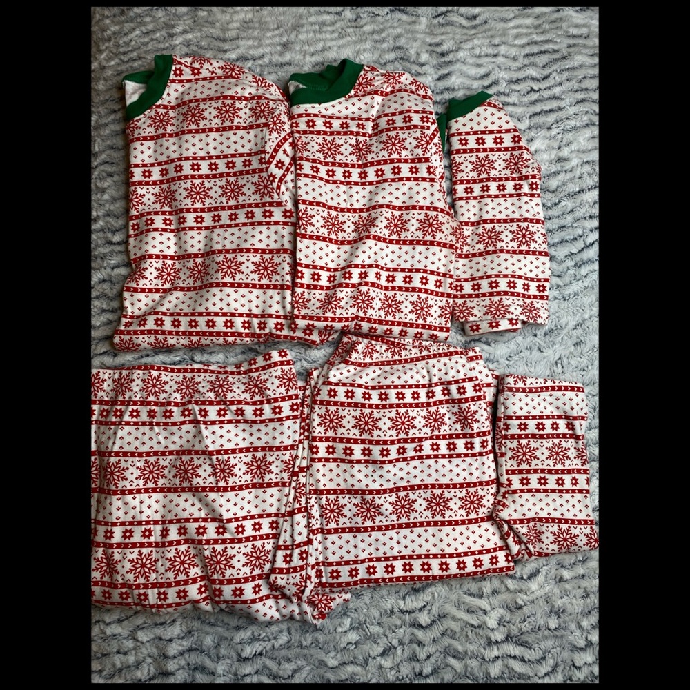 Carter’s Family Holiday Pajamas Bundle